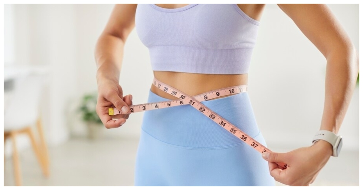 ফ্যাট ভাঙতে শরীরের পানি দরকার হয়। তাই এই সময় তৃষ্ণা একটু বেড়ে যায়। ছবি: হিন্দুস্তান টাইমস